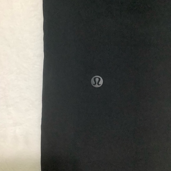 Lululemon On The Fly Pant *Woven Sz 6 Black - Picture 11 of 12